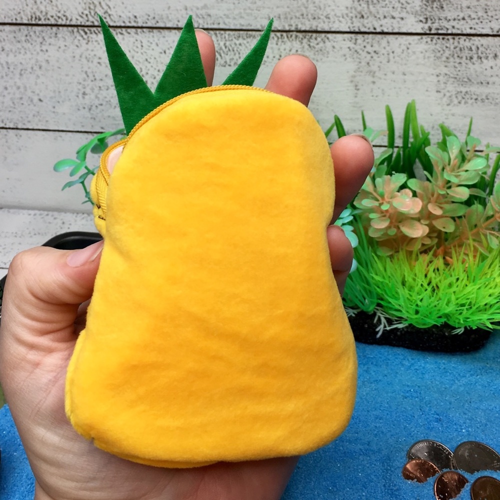 Pineapple Coin Purse - Picture 6 of 8